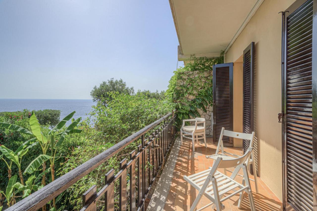 Villa Infinity Vista Mare E Relax Taormina Buitenkant foto