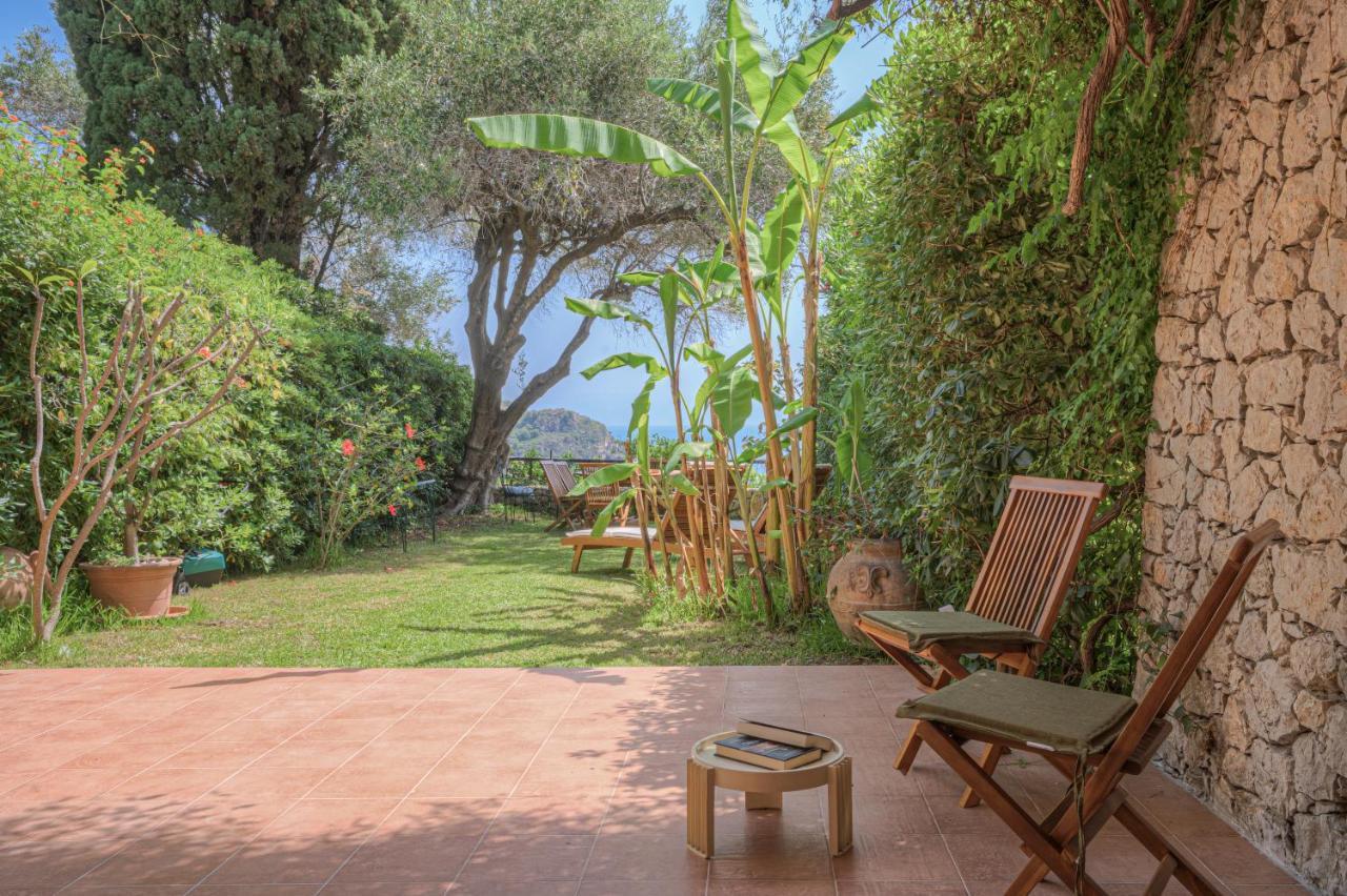 Villa Infinity Vista Mare E Relax Taormina Buitenkant foto