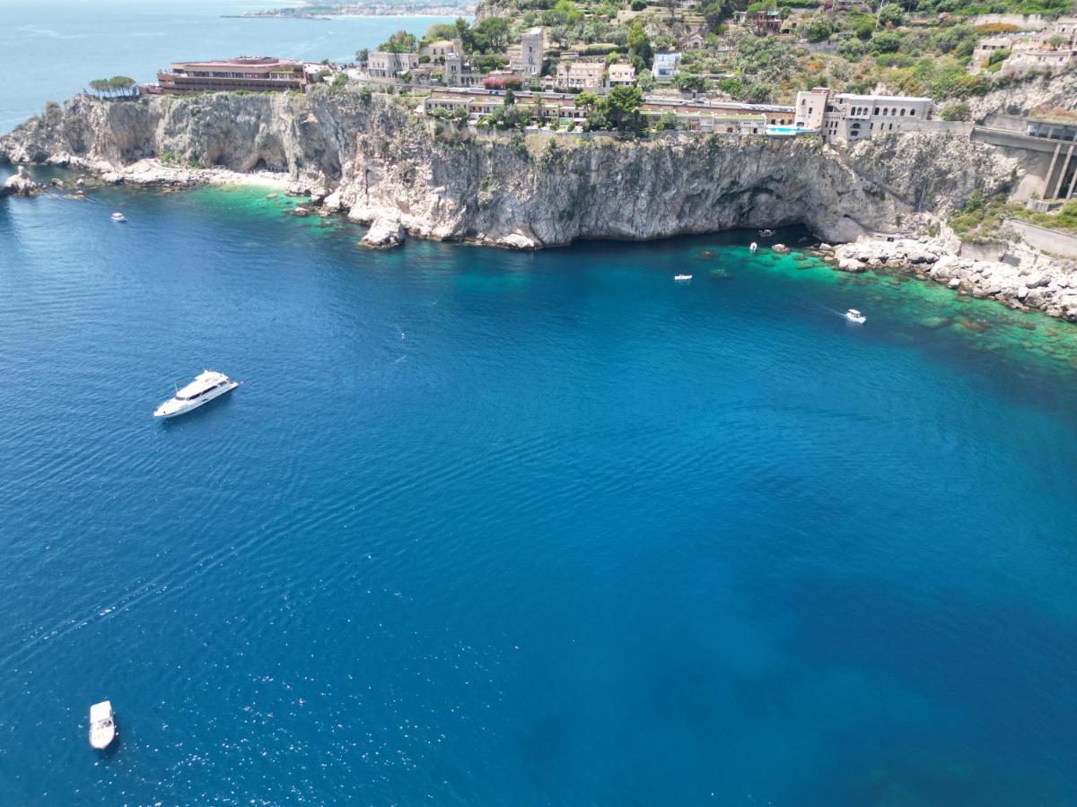 Villa Infinity Vista Mare E Relax Taormina Buitenkant foto