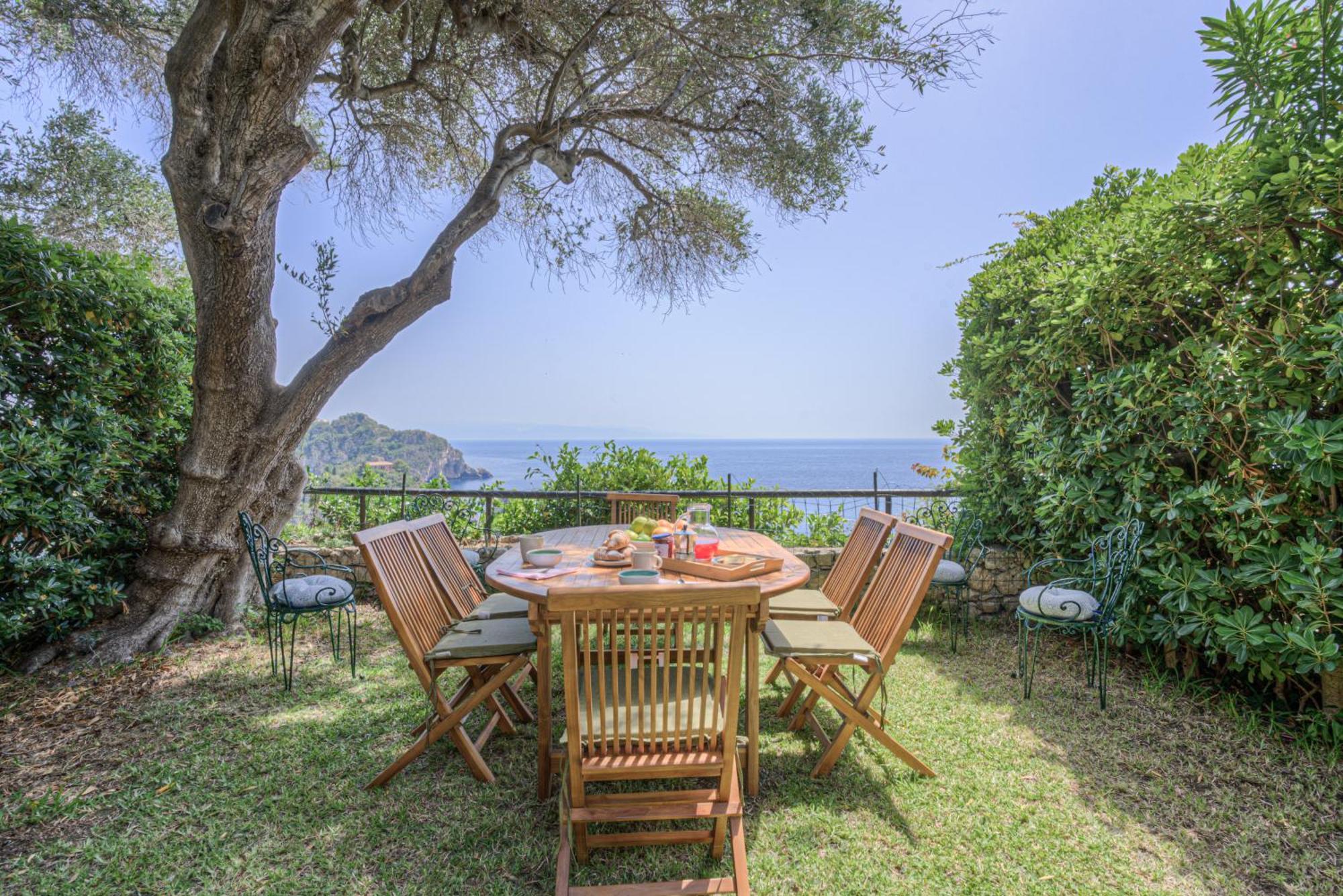 Villa Infinity Vista Mare E Relax Taormina Buitenkant foto